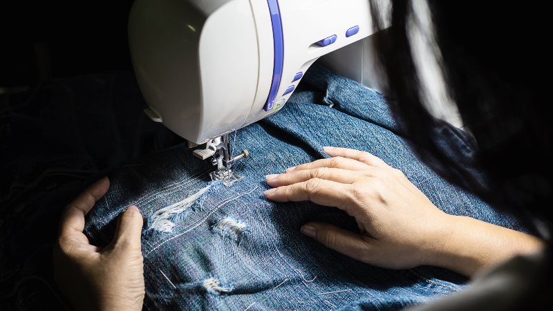 Dicas de Costura: Como Cerzir Calça Jeans Fácil