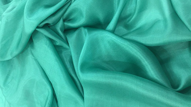Tipos de Tecidos: Como Cuidar e Costurar Tecidos Delicados